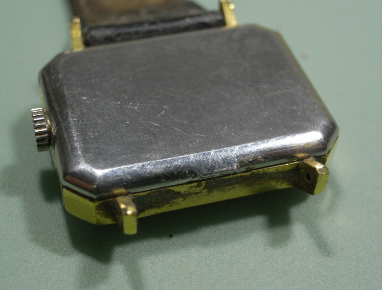 Omega 620-3.jpg