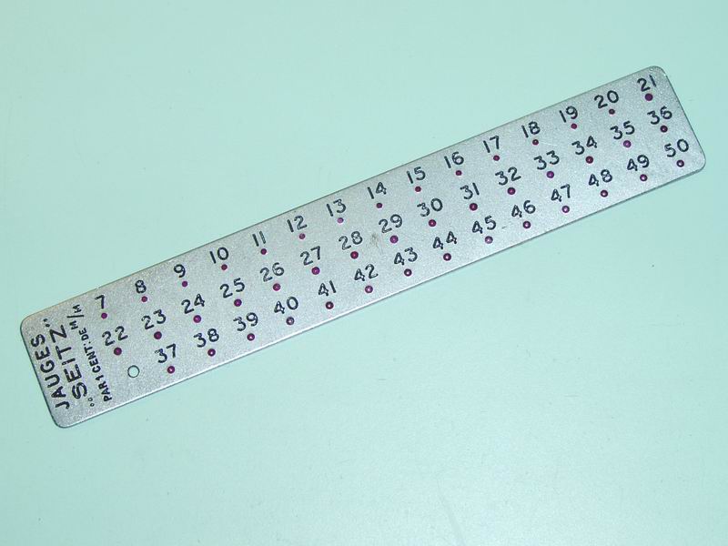 Jeweled_Pivot_Gauge.jpg