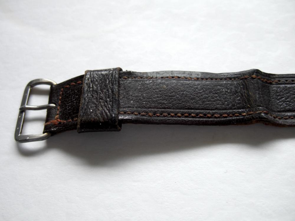 Unitas 173 1940 old strap.JPG