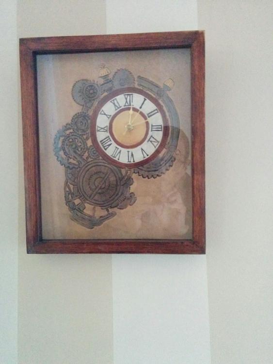 Leather steampunk clock.jpg