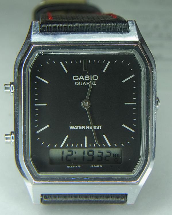 CasioAQ-230BlackDial.thumb.jpg.c7056b8b09d18d97be15d78cce9495f7.jpg