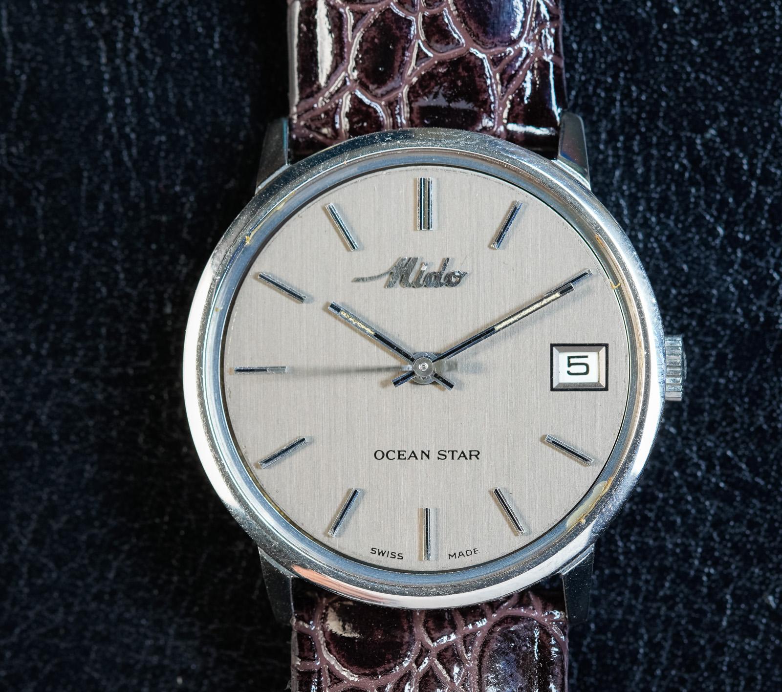 Mido Ocean Star removing the movement Watch Repairs Help