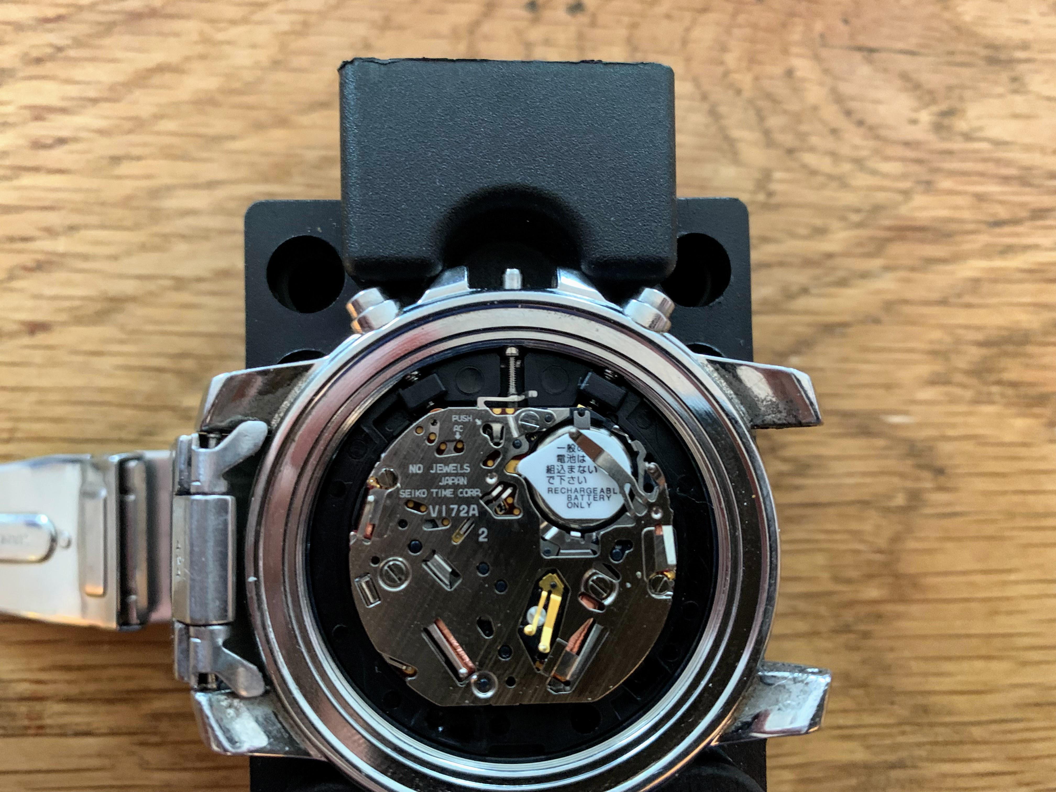 V172 Seiko Solar Watch Stem broke off - How to remove and replace? - Watch  Repairs Help & Advice - Watch Repair Talk