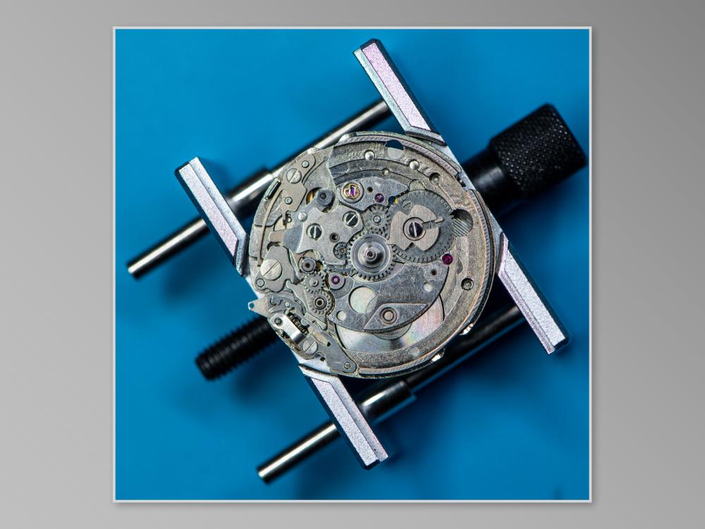 Seiko 5606-7050 Disassembly Part 2 June 2023 Calendar Works-08.jpg