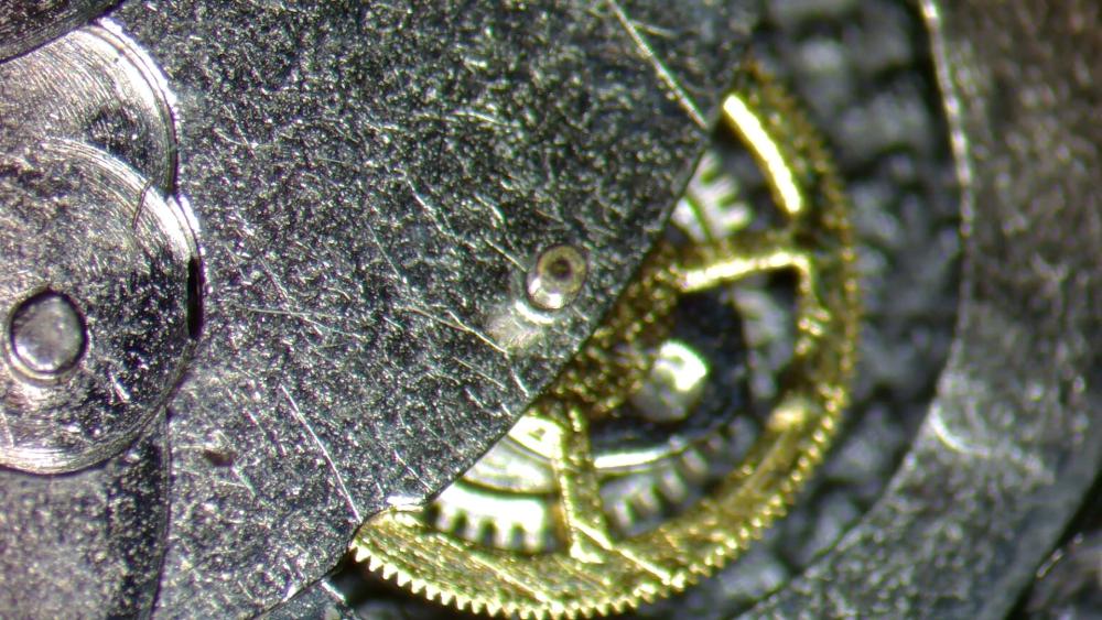 Hour Counting Wheel Holing Pin.jpg